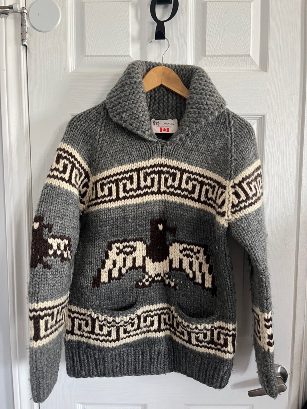 Chieftain Cowichan Grey Shawl-Collar 100% Virgin Wool Sweater